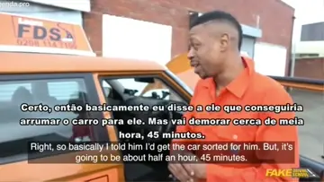 Branquela pagando o conserto do carro com a buceta
