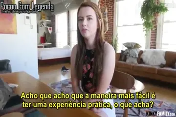 Transando pela primeira vez com o seu irmão bom de cama