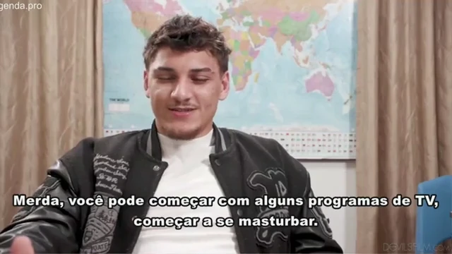 O sonho dessa professora é mostrar essa bucetinha na tv
