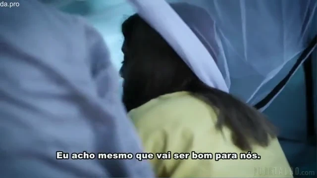 Safadinho traindo o corno durante o acampamento
